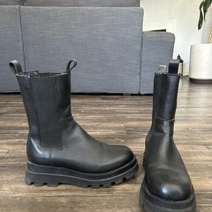 STEVE MADDEN combat boots